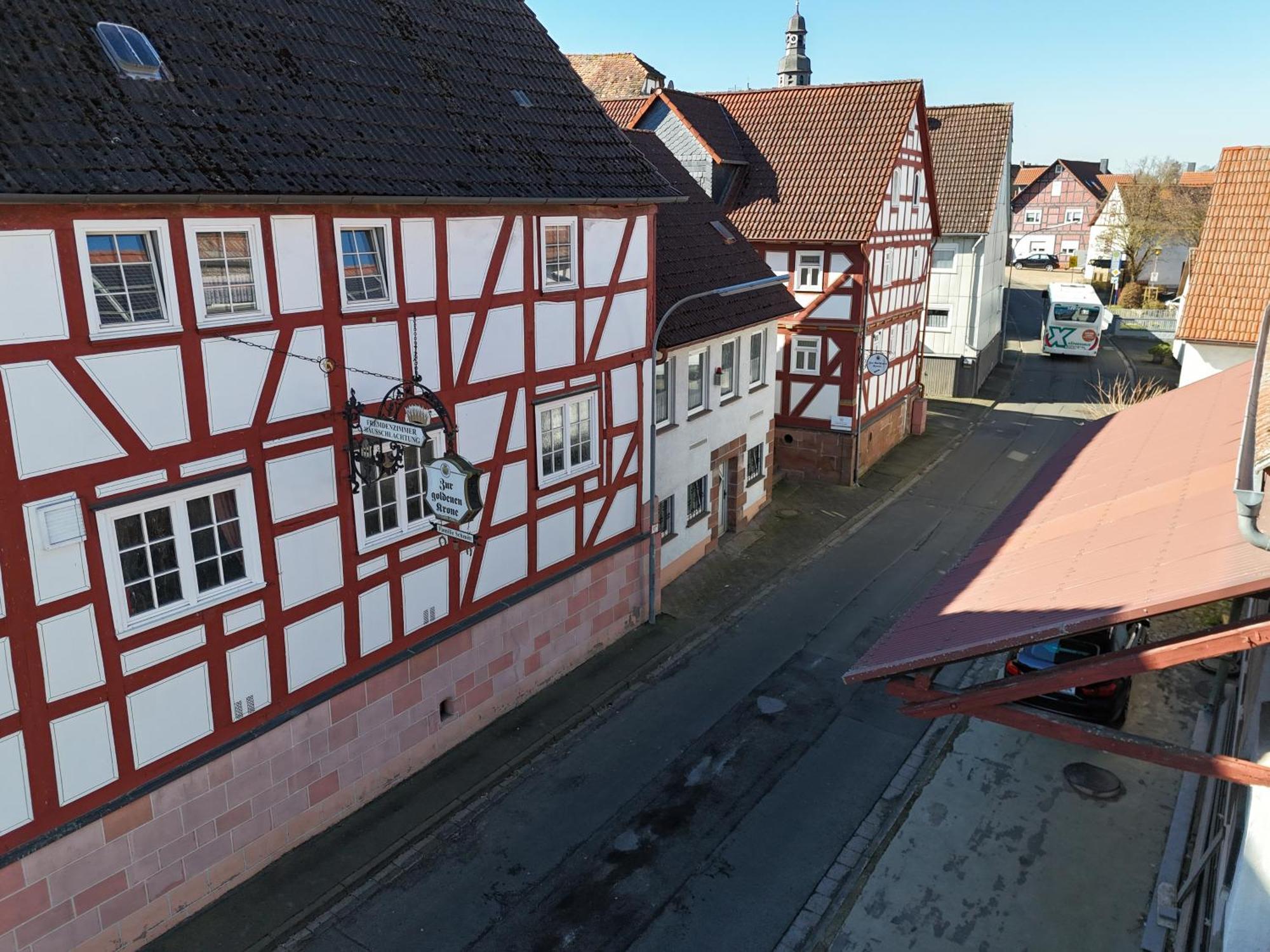Zur Goldenen Krone Pension Stadtallendorf Bagian luar foto